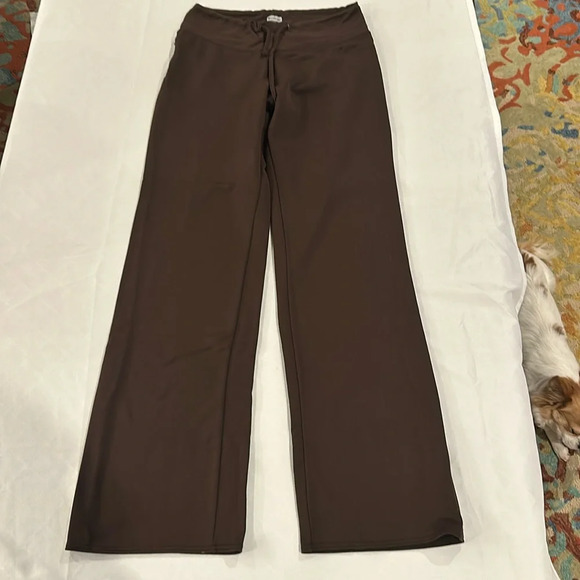 Columbia Titanium women’s wide leg sweats sweat pants sweatpants medium Long EUC - Picture 1 of 5